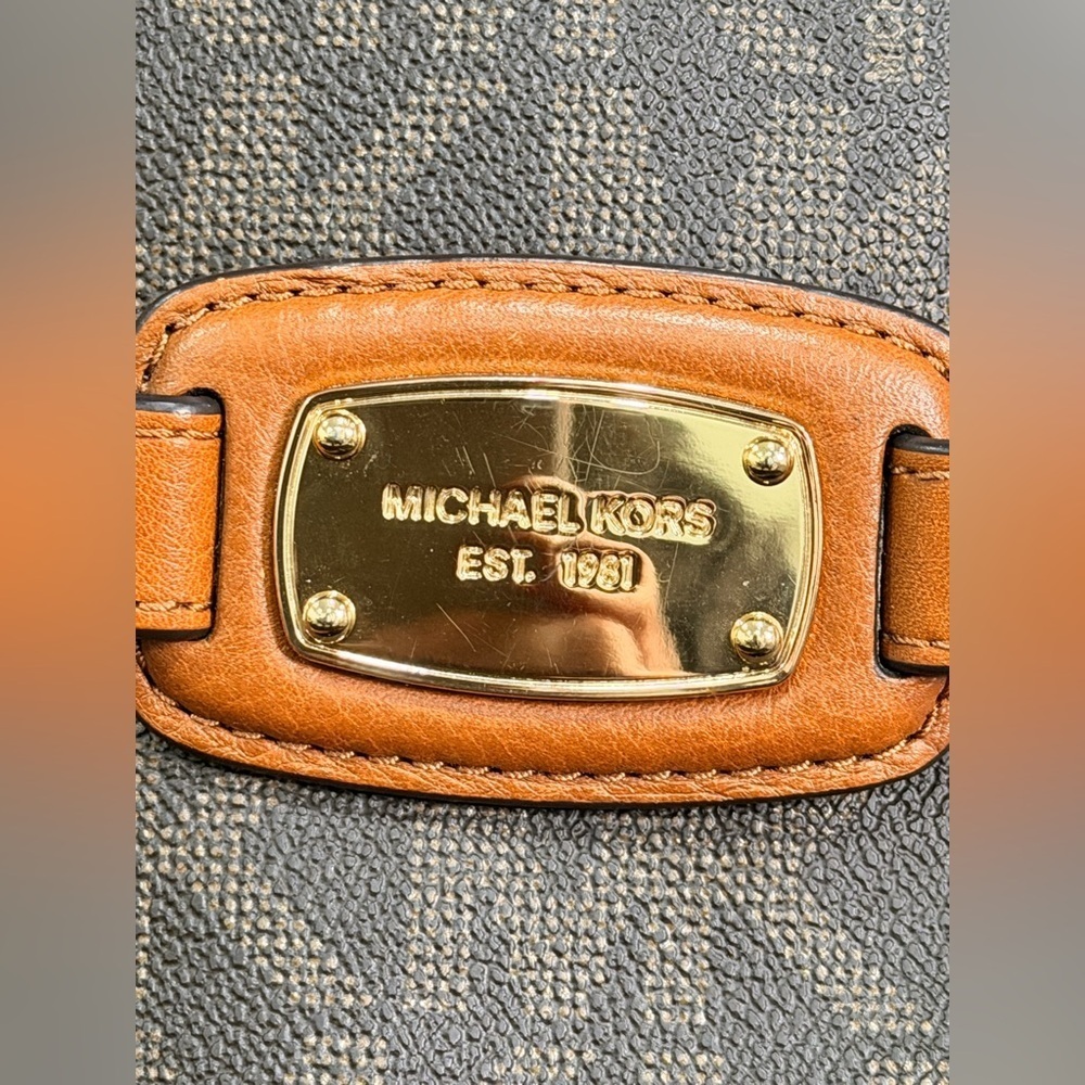 Michael Kors Large Brown Satchel Leather Shoulder Tote Bag Gold Accents MK Logo - Picture 3 of 13